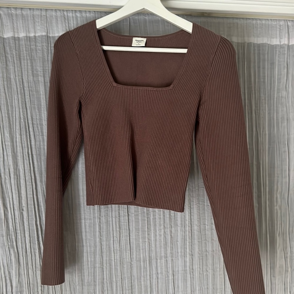 Abercrombie ribbed top